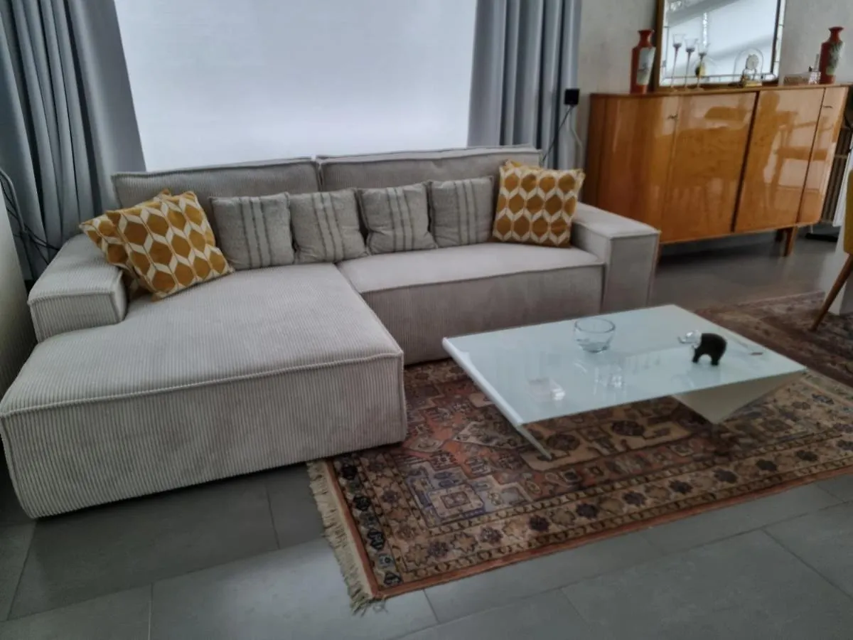 Magnifique Appartement- Brussels Expo Laeken Apartment